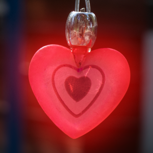 14" Flashing Heart Necklace