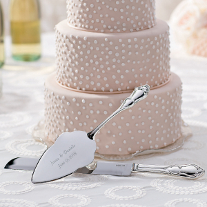 Personalized Traditional Wedding Cake Knife & Serving Set (1 Set(s))