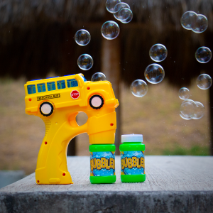 Light And Sound School Bus Bubble Blasters