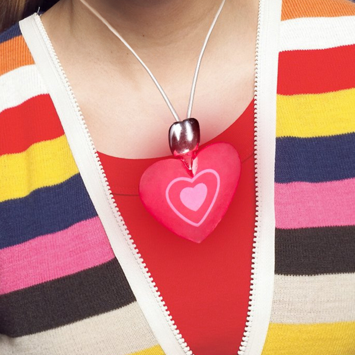 14" Flashing Heart Necklace
