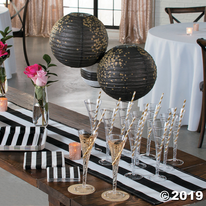 Black & Gold Patterned Hanging Paper Lanterns (6 Piece(s))