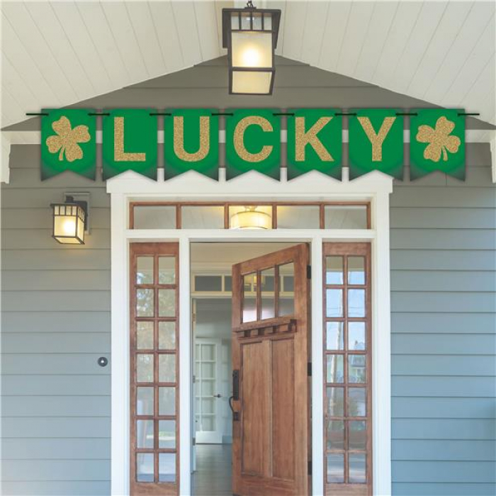 Lucky Shamrock Banner