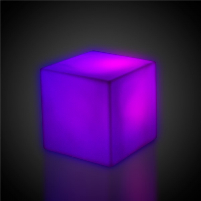 LED Color-Morphing Cube